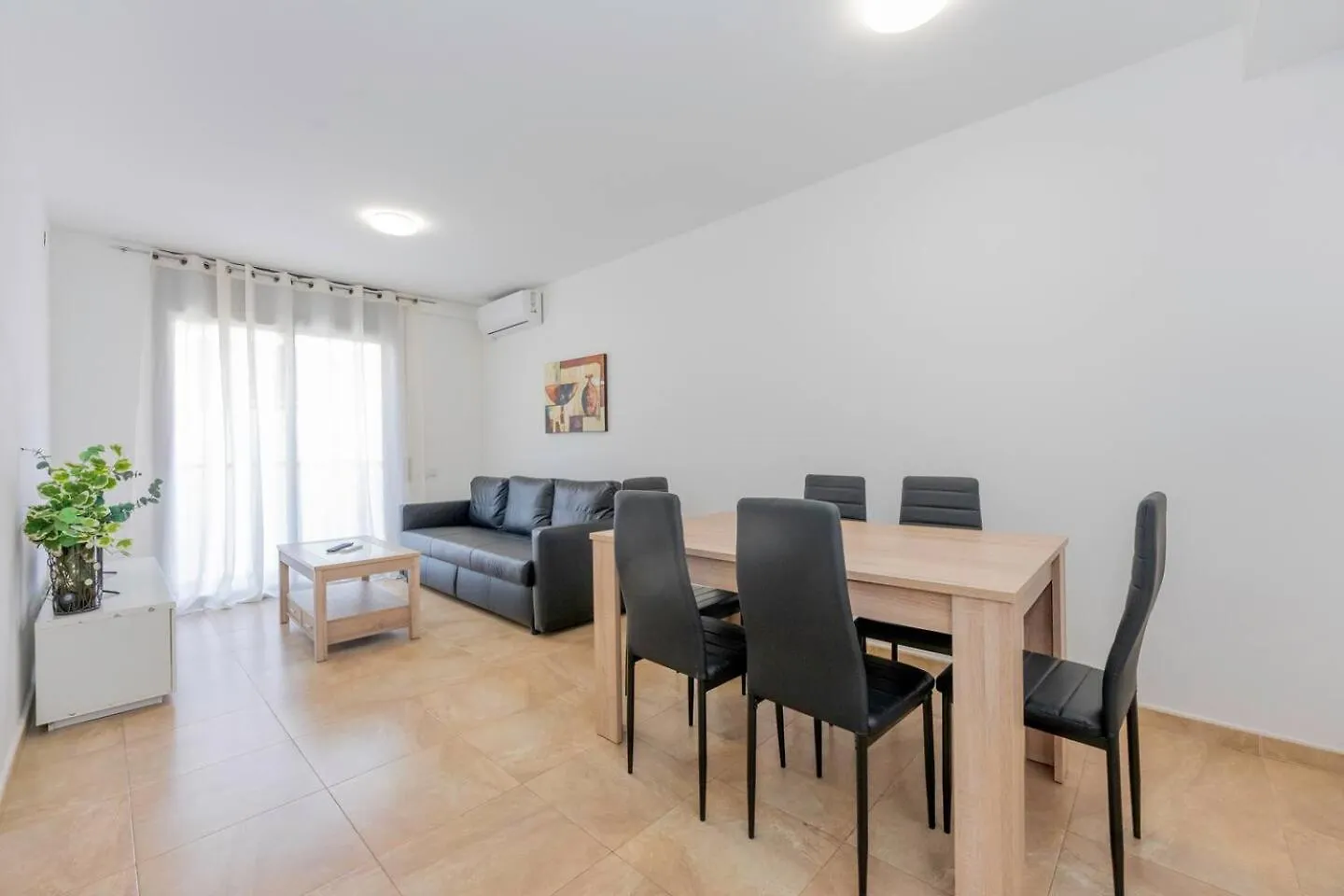 Apartment Apartamentos Torre Figueres Sant Boi de Llobregat Spain
