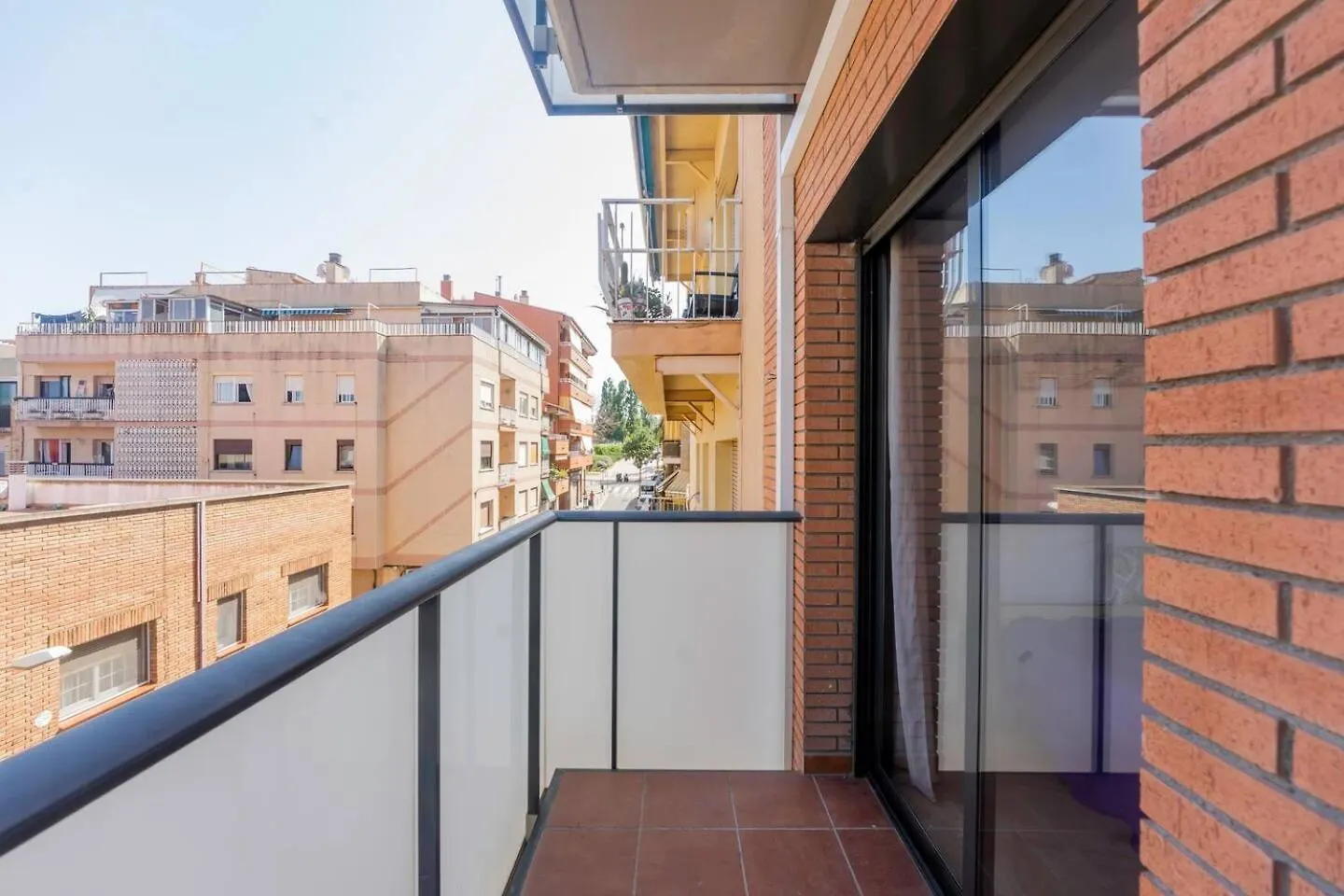 Apartamentos Torre Figueres Sant Boi de Llobregat Apartment