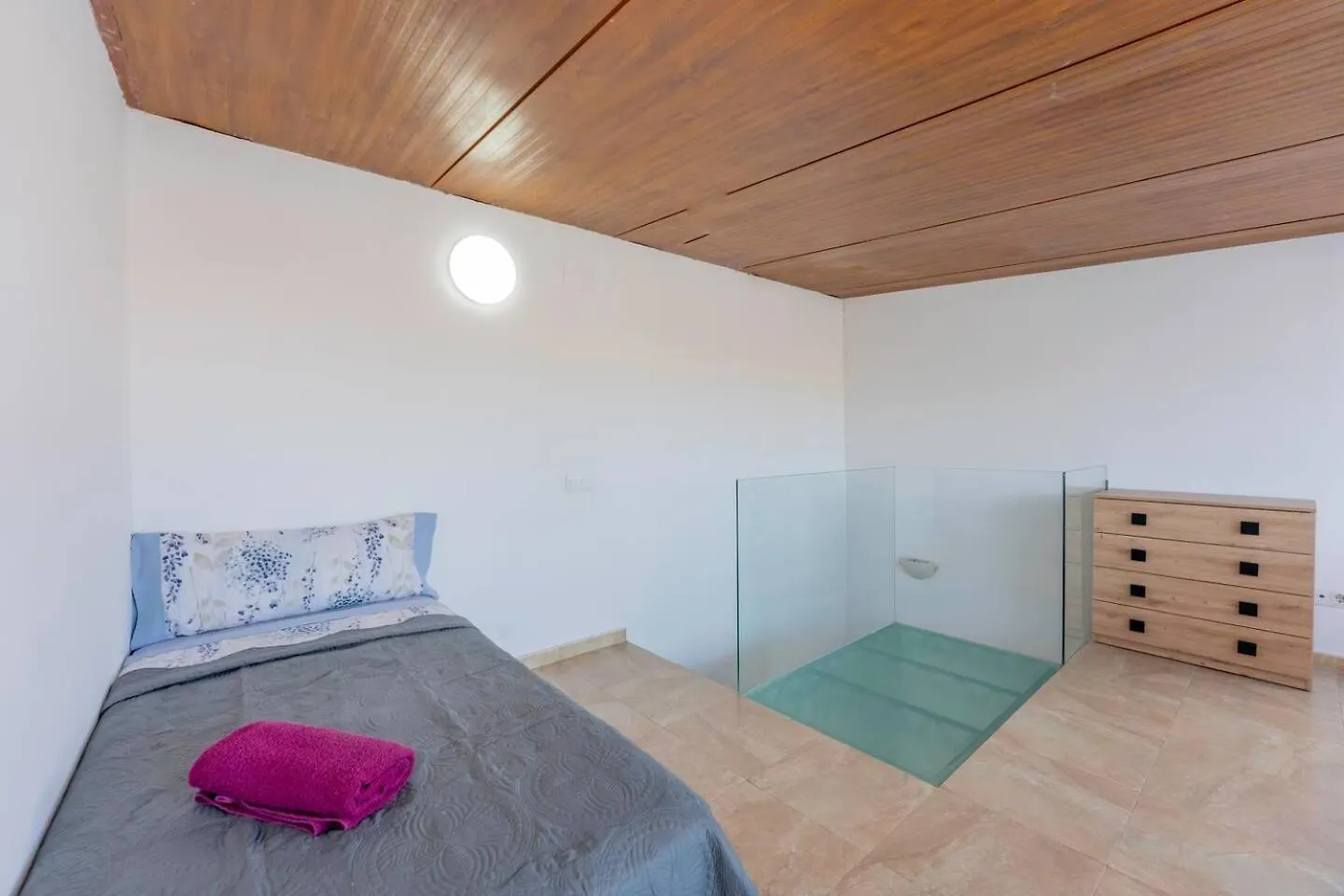Apartment Apartamentos Torre Figueres Sant Boi de Llobregat