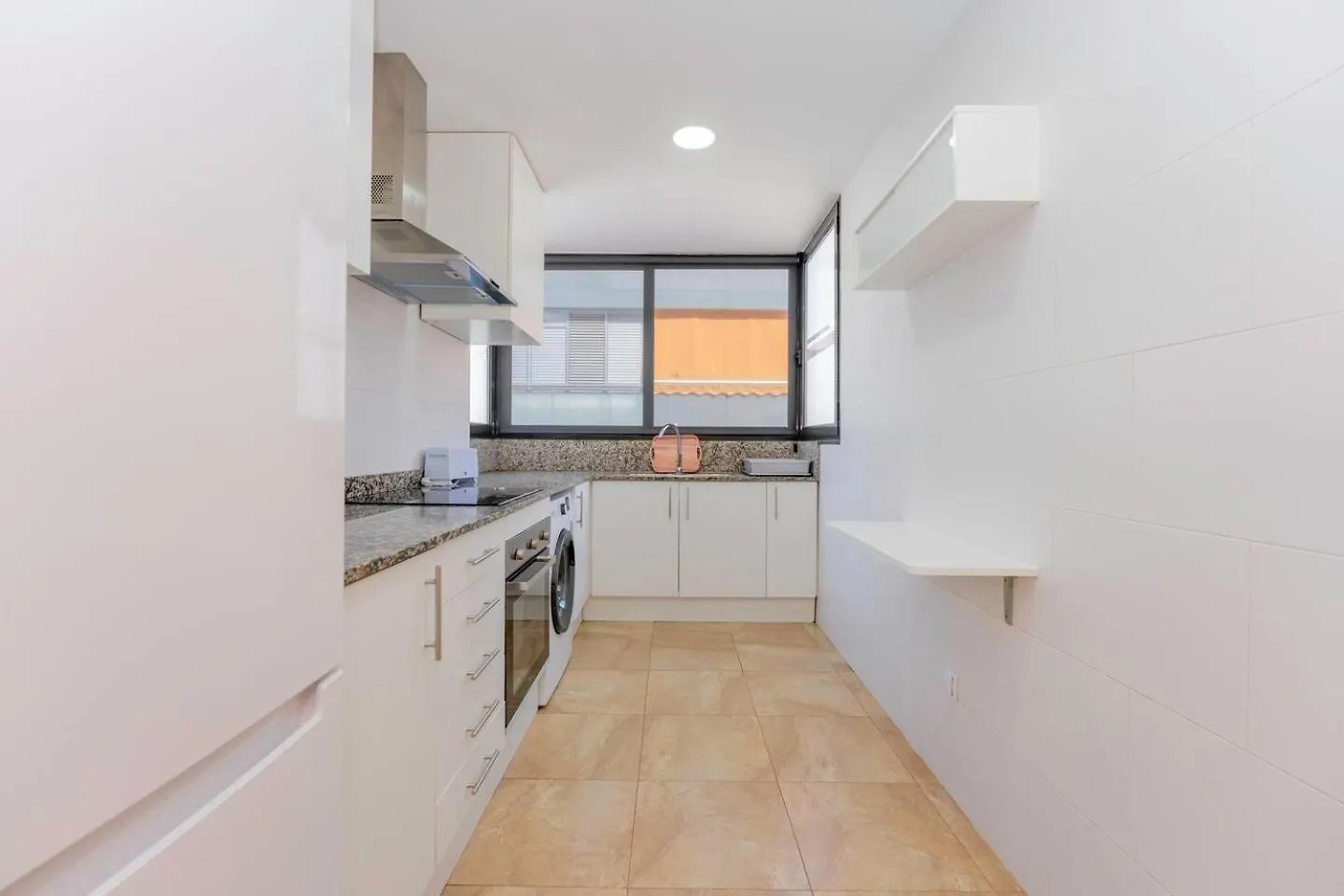 Apartamentos Torre Figueres Sant Boi de Llobregat 0*,
